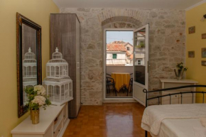 Гостиница Devivi Apartments  Сплит